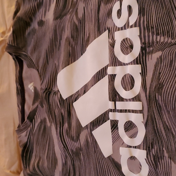 Adidas teen tshirt